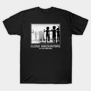 Close Encounters of the Third Kind - Aliens T-Shirt